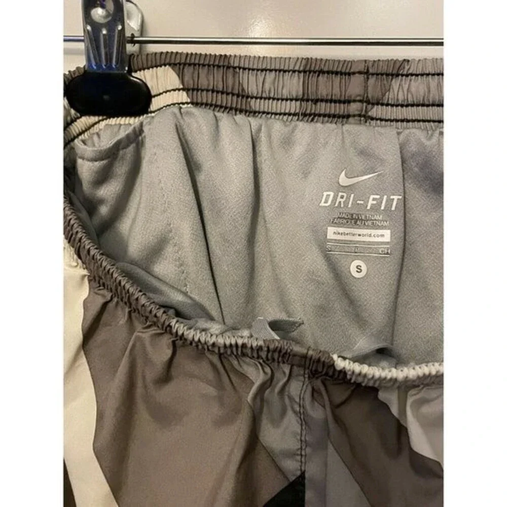 Nike DriFit Multi Color Gray Black Aztec Pattern Running Shorts Womens Small